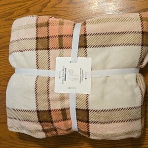 Vera Bradley blanket